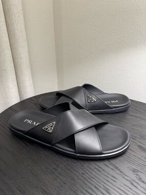 Prada Sandali Slide Sandals Triangle Logo Leather Black 12